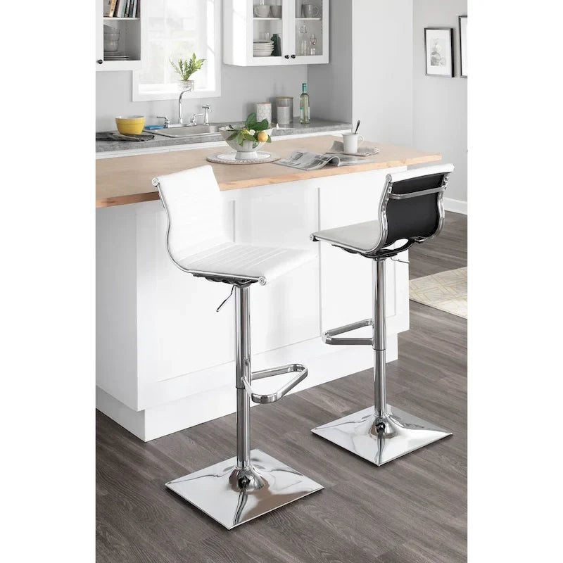 Contemporary Adjustable Bar Stool in Faux Leather - N/A