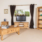 Meuble TV en bois massif au design classique